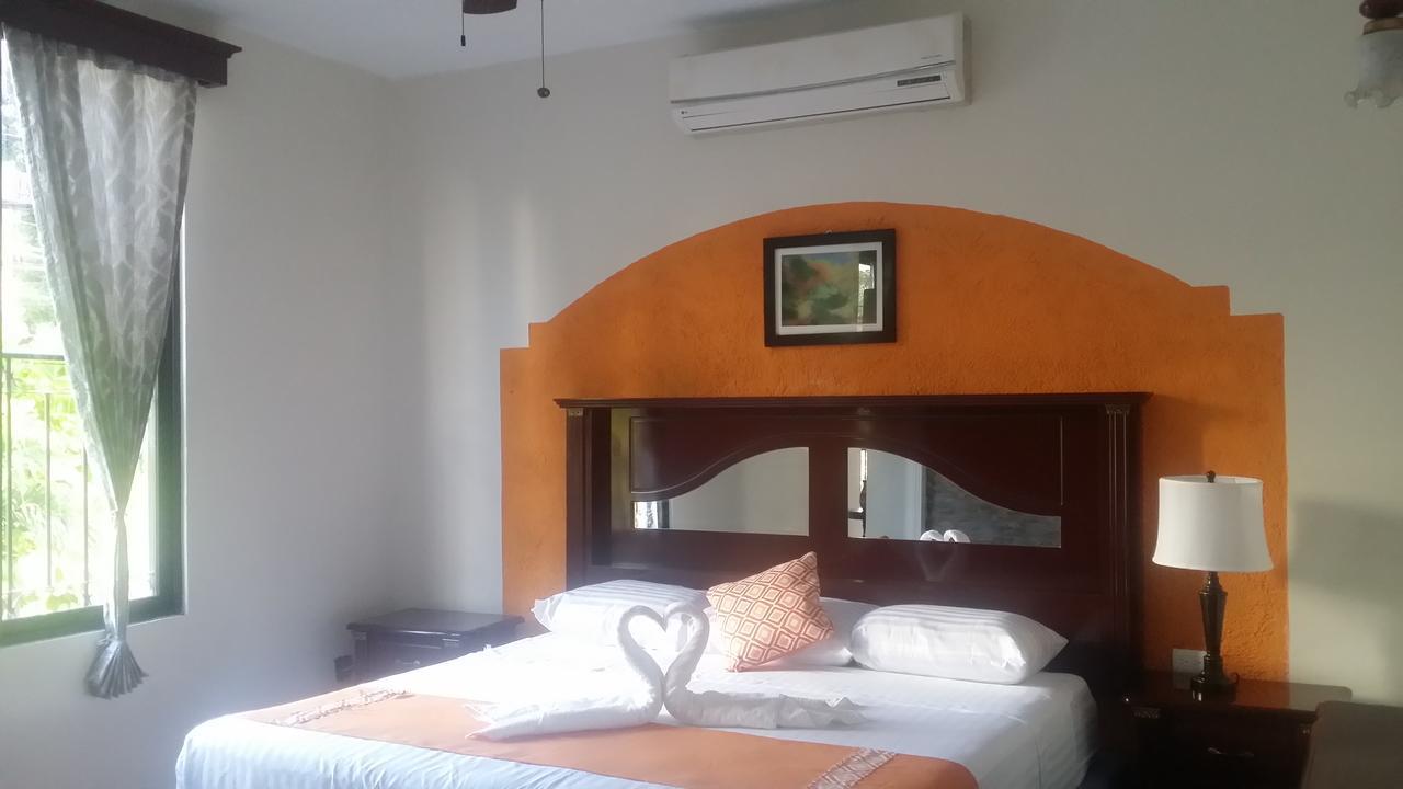 Hotel Quinta Marciala Mx Valladolid  Buitenkant foto