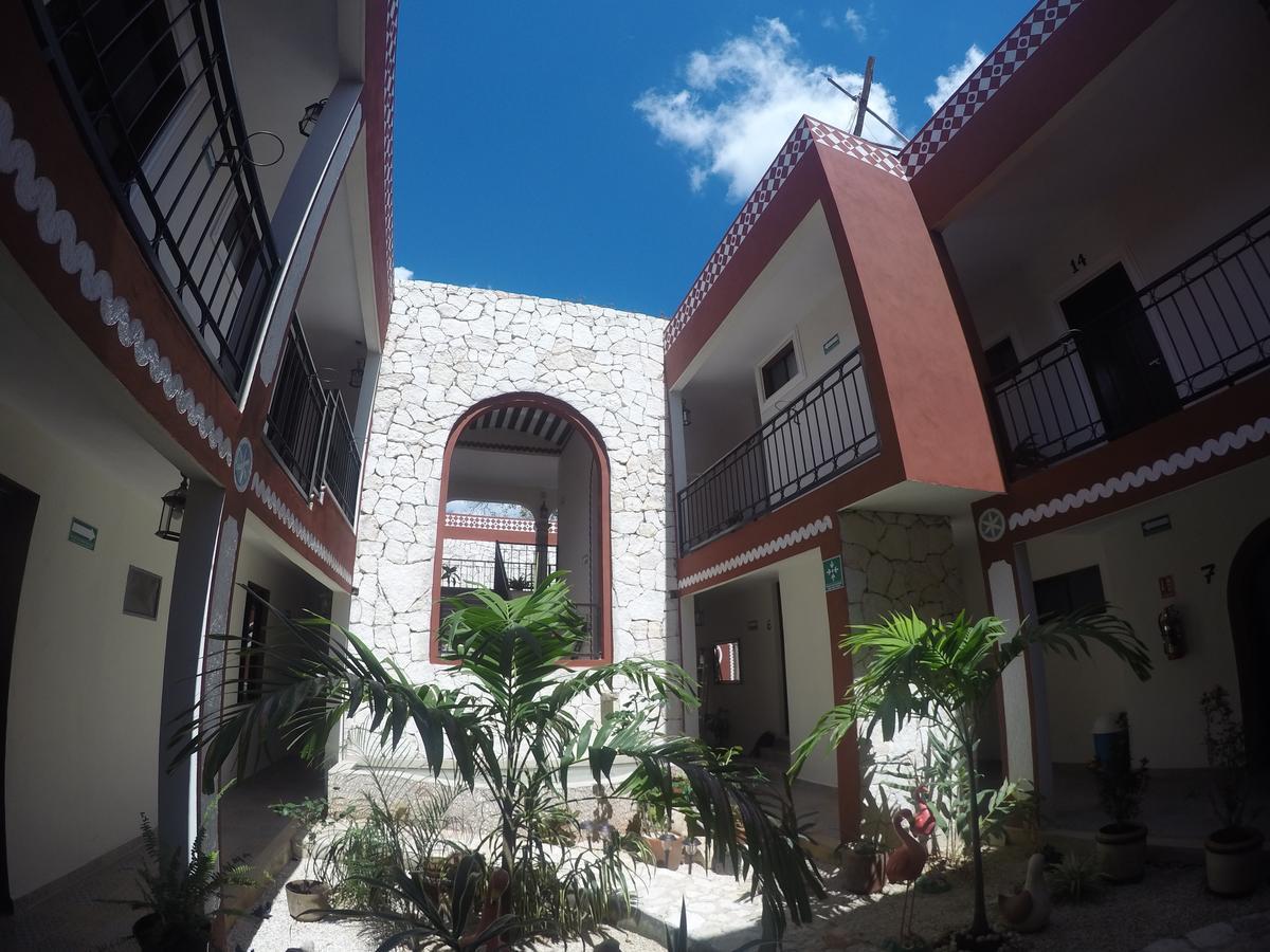 Hotel Quinta Marciala Mx Valladolid  Buitenkant foto