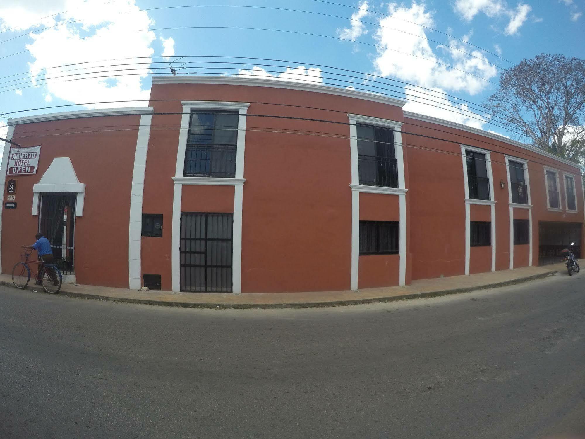 Hotel Quinta Marciala Mx Valladolid  Buitenkant foto