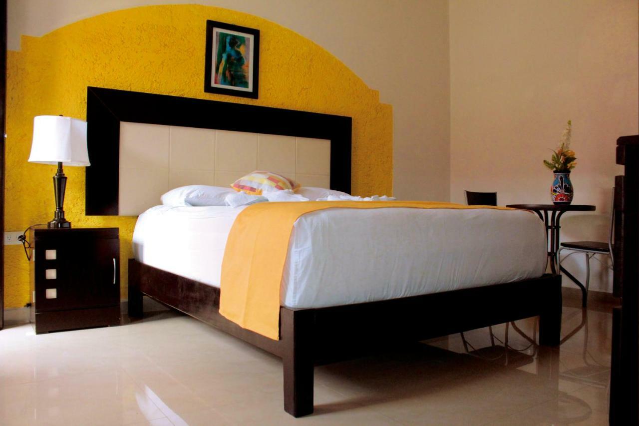 Hotel Quinta Marciala Mx Valladolid  Buitenkant foto